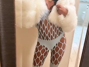 dior-love-female-escorts-in-california-city-ca