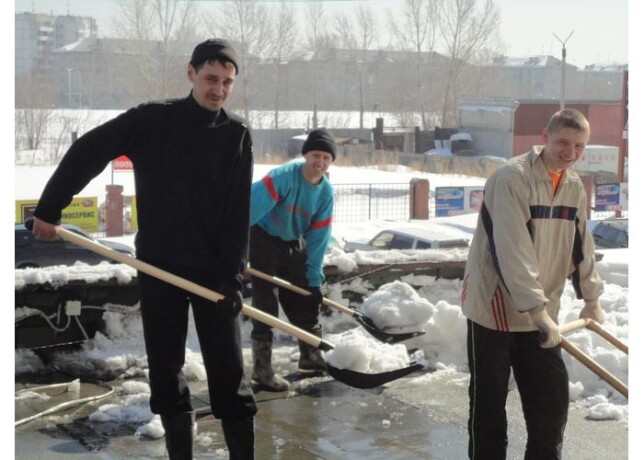 vynos-i-vyvoz-musorauborka-snega-v-elce-predlozenie-uslugi-v-obieiavlenii-u20135223-na-baraxlanet-big-2