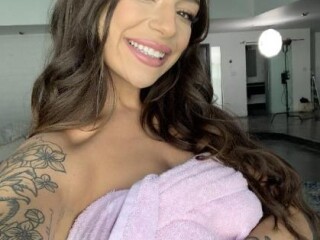 female-escorts-in-new-york-city-ny-646-687-4919